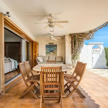 Villa Espectacular Con Jardin Y Piscina En Menorca