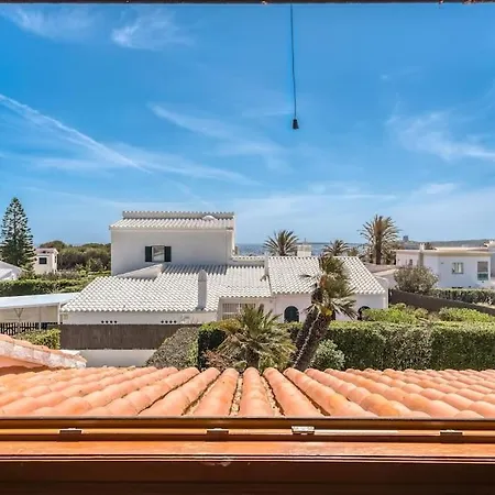 Villa Espectacular Con Jardin Y Piscina En Menorca